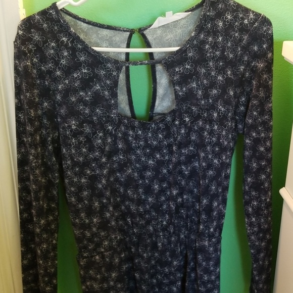 🆕BCBG women's romper - Picture 3 of 6